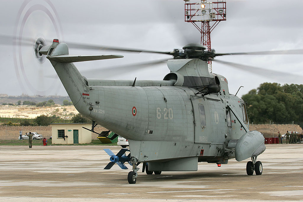 mm5021n-helicopter-3.JPG